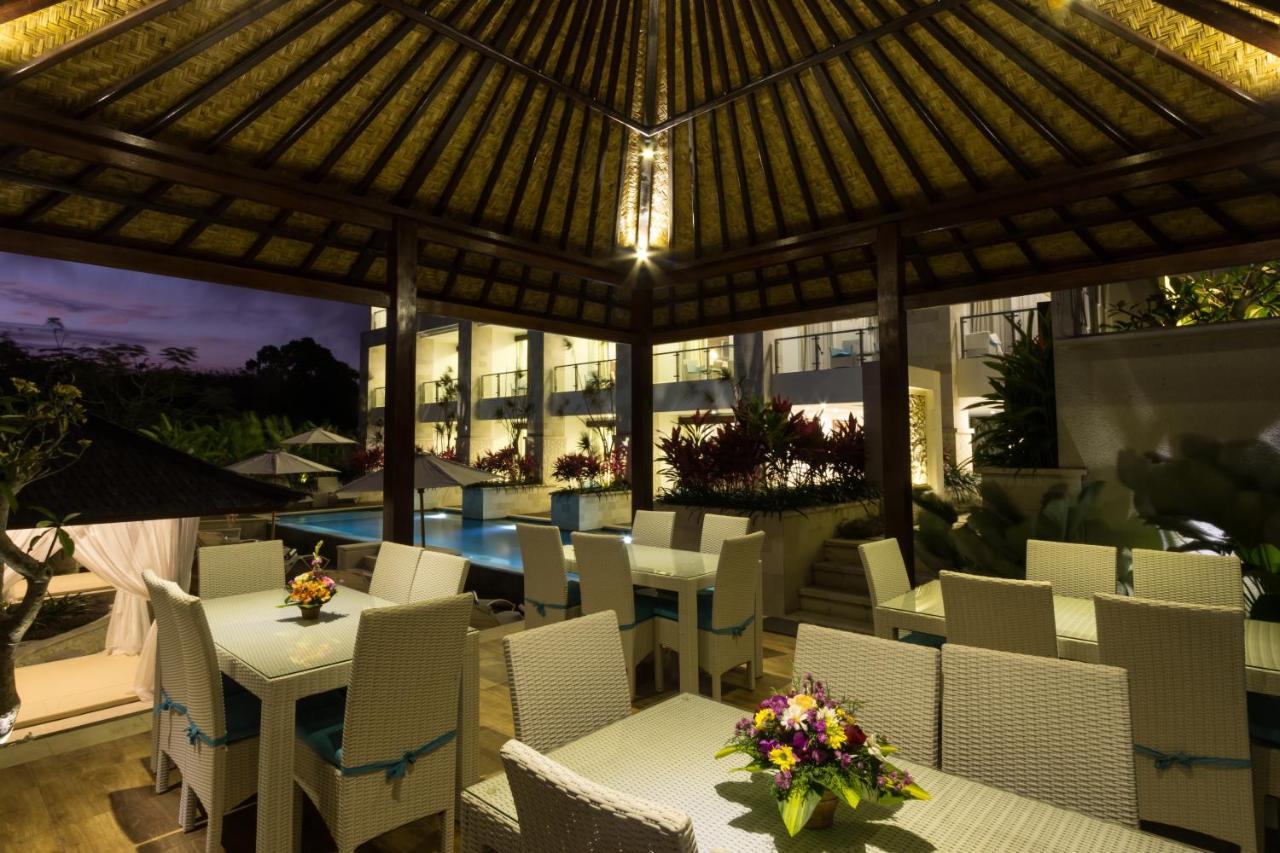 Hotel Adhiloka à Uluwatu Extérieur photo
