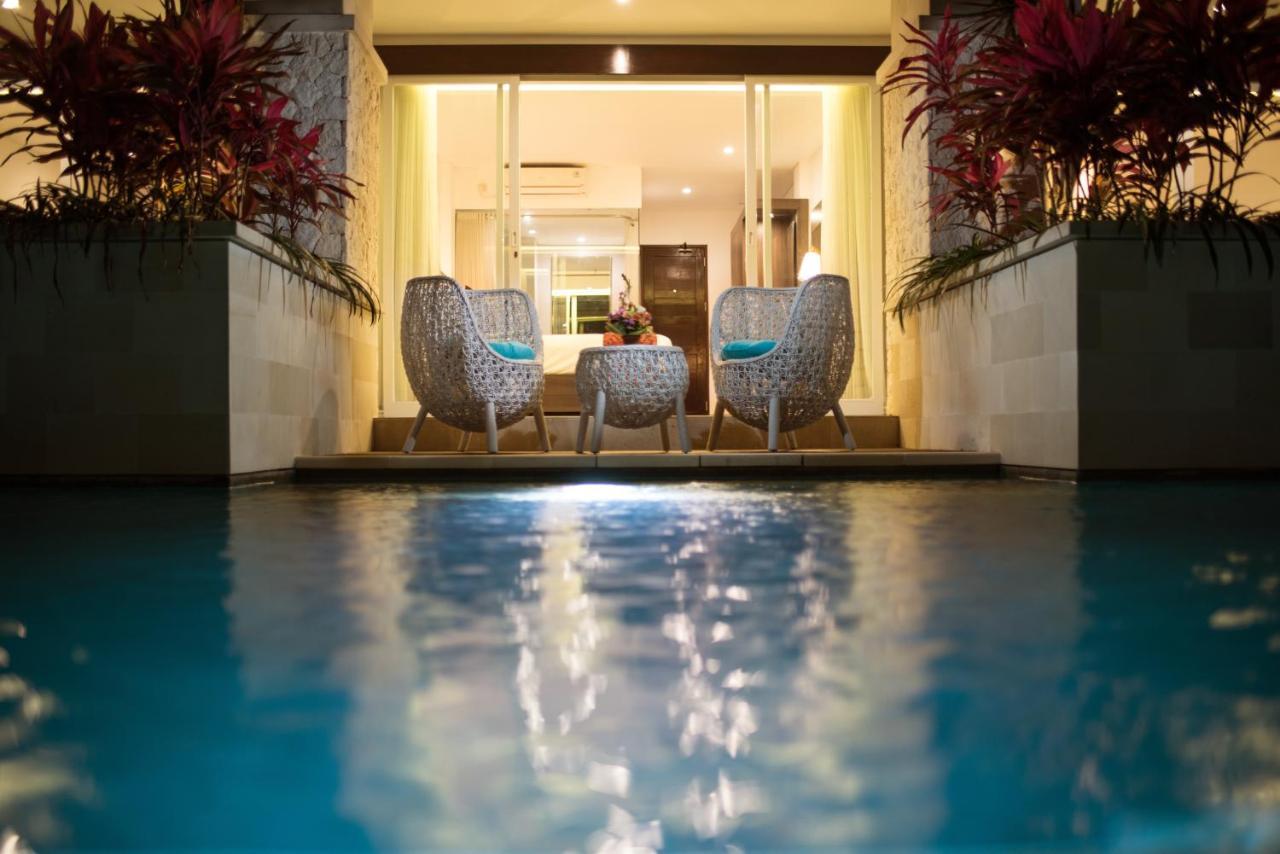 Hotel Adhiloka à Uluwatu Extérieur photo