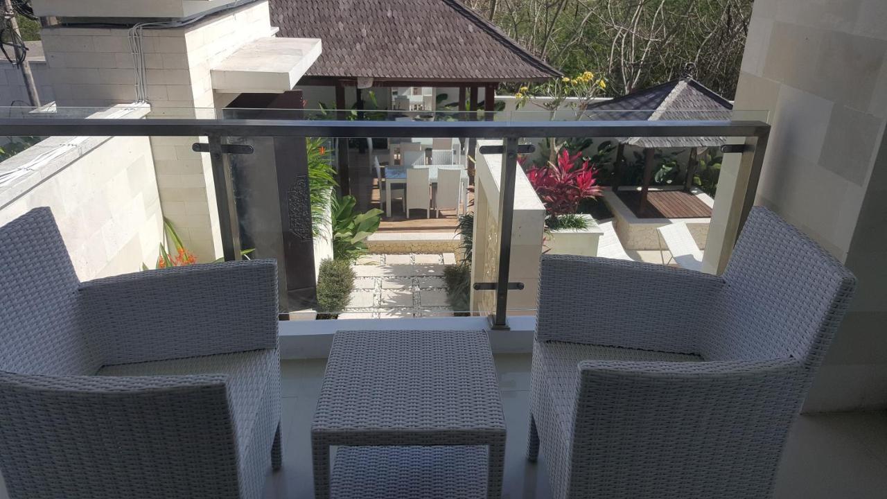 Hotel Adhiloka à Uluwatu Extérieur photo