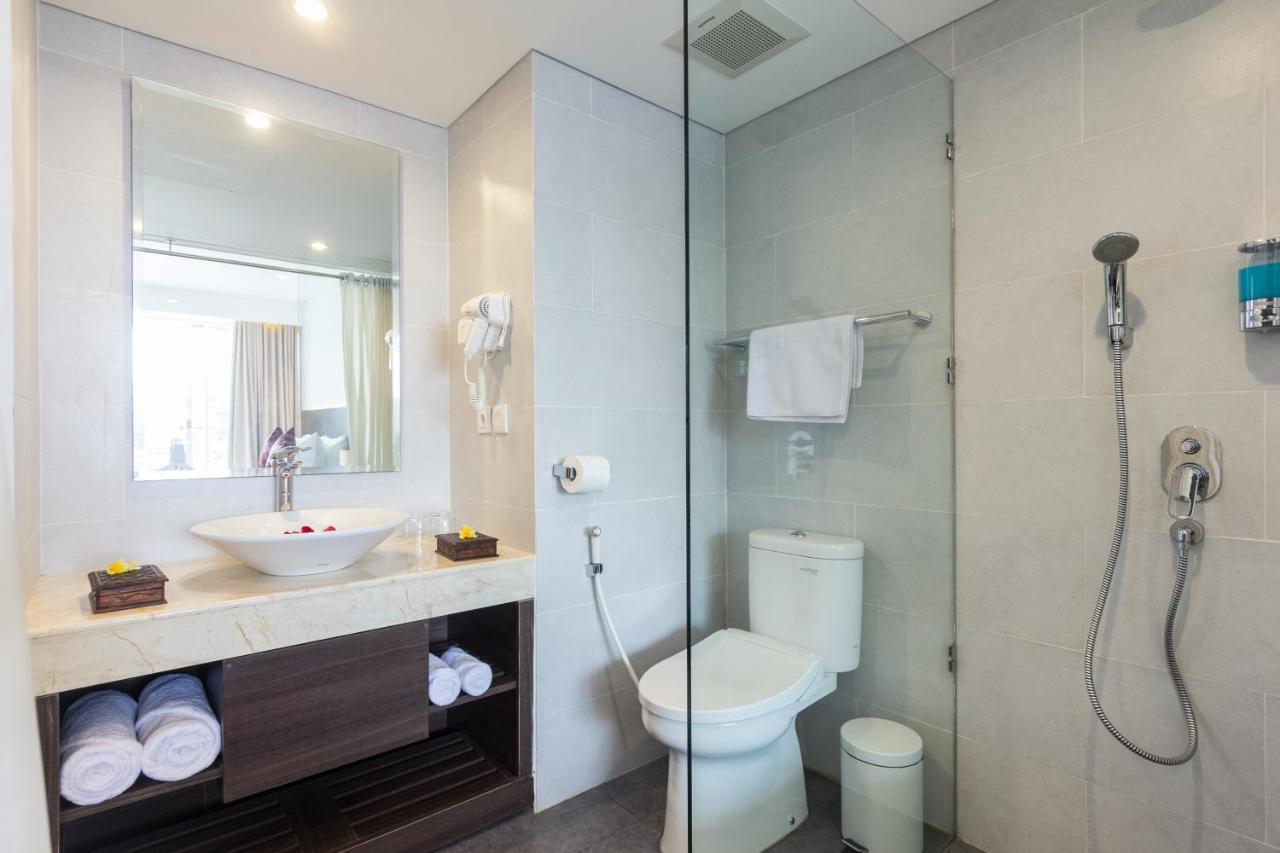 Hotel Adhiloka à Uluwatu Extérieur photo