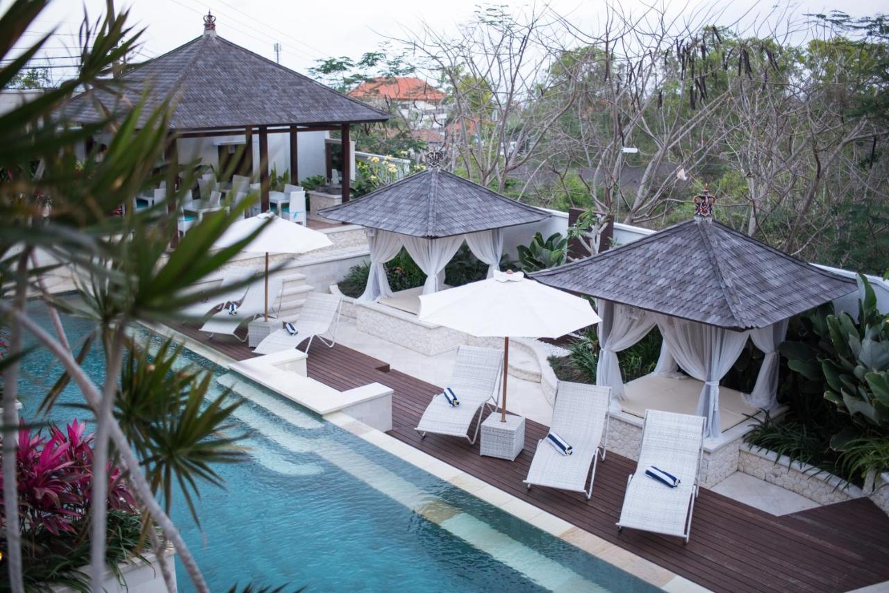 Hotel Adhiloka à Uluwatu Extérieur photo