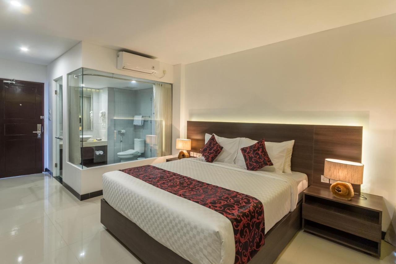 Hotel Adhiloka à Uluwatu Extérieur photo